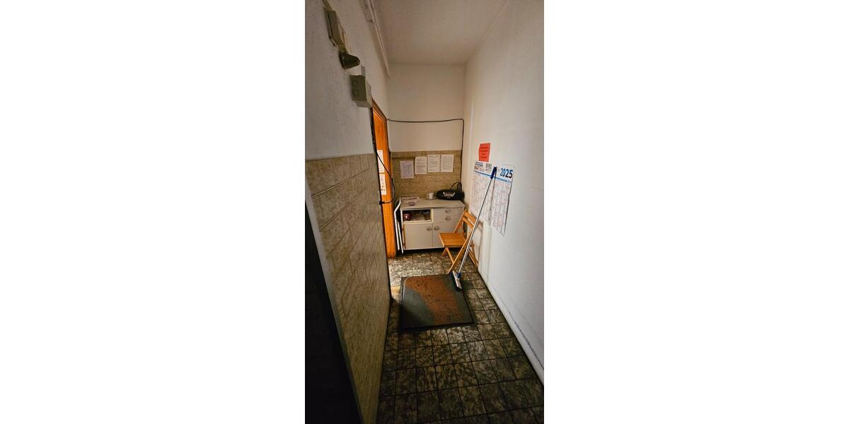 LadengeschäftBüro zentral in Billigheim zu vermieten zimmer