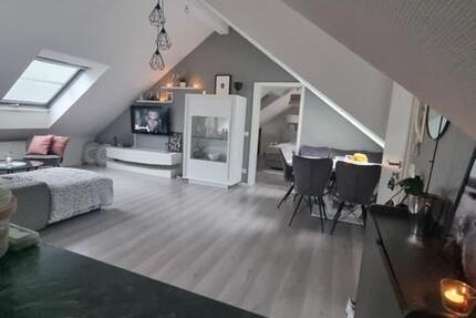 Dachgeschoßwohnung 3 Zimmer