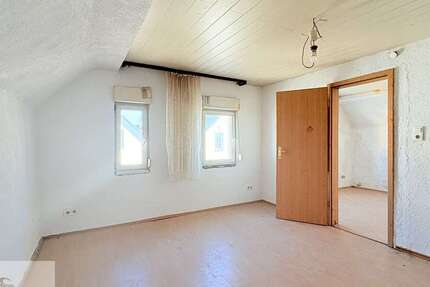 Haus Heilbronn / Böckingen Böckingen - 4 Zimmer, 95 m&sup2;, 220.000&euro; | Angebot:26090213