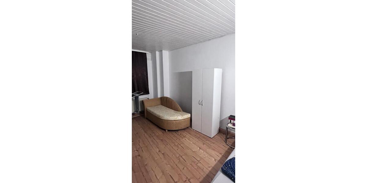 Etagenwohnung Sinsheim - 2 Zimmer, 35 m&sup2;, 500&euro; | Angebot:25395866