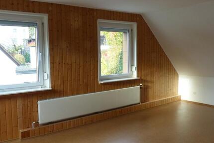 Gemütliche 2-Zimmer-Dachgeschosswohnung in Steinheim an der Murr zimmer