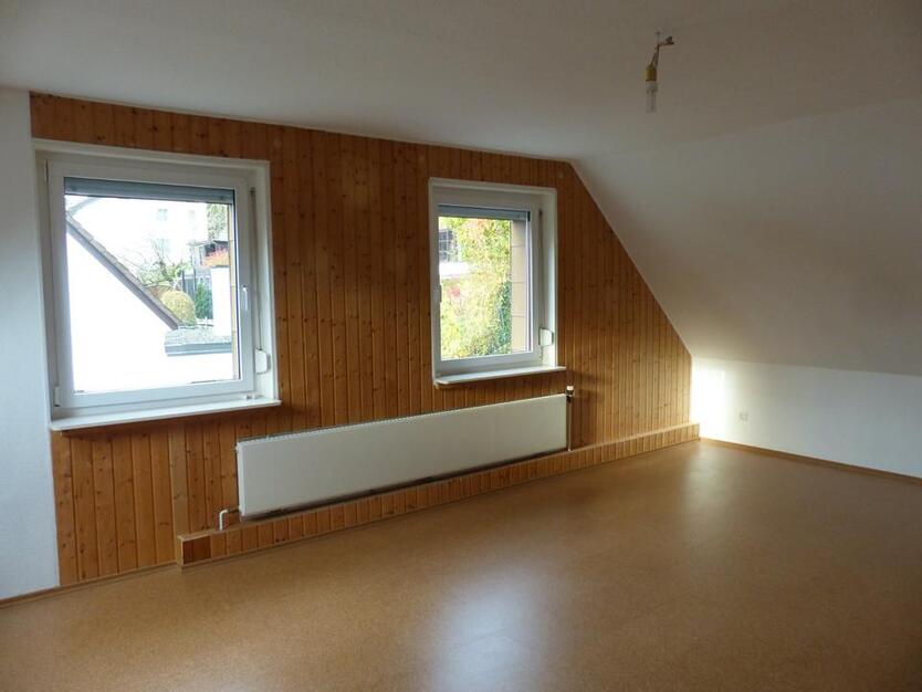 Gemütliche 2-Zimmer-Dachgeschosswohnung in Steinheim an der Murr zimmer