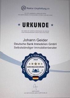 Helle 4,5 Zimmer-Wohnung mit Balkon, Aufzug und Tiefgaragenstellplatz in ruhiger Lage von Ludwigsburg