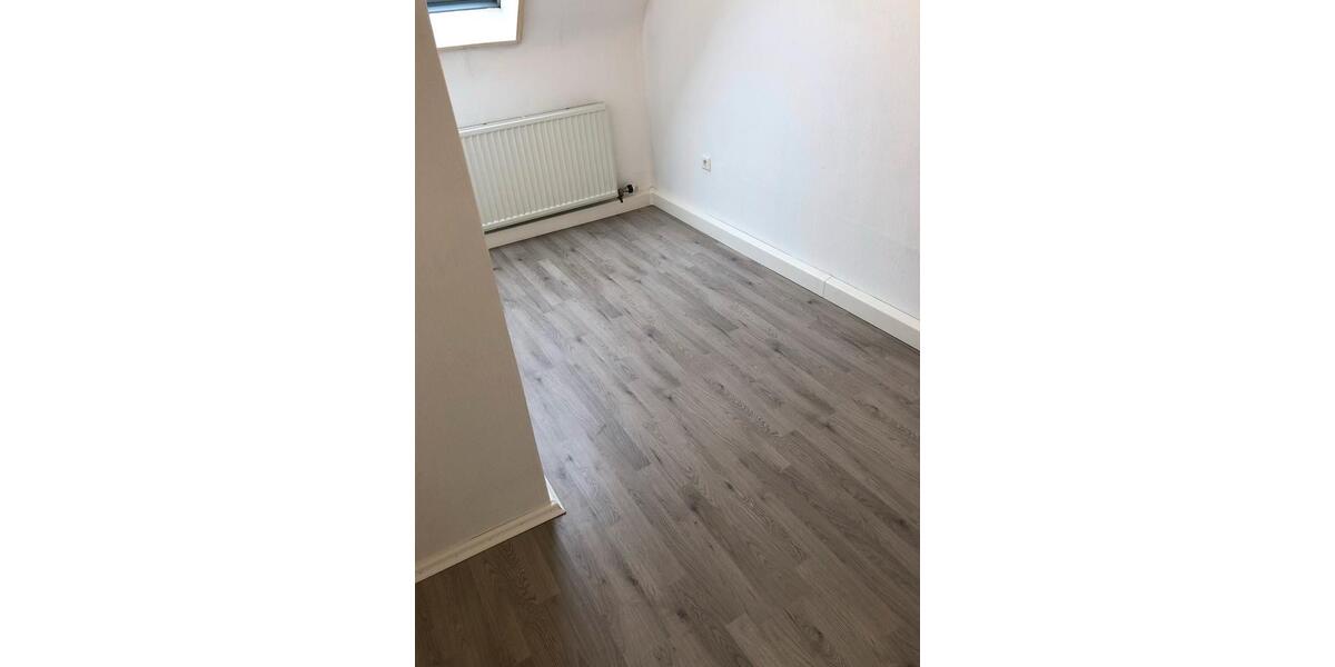 Dachgeschoßwohnung Neckarsulm - 3 Zimmer, 60 m&sup2;, 820&euro; | Angebot:25171972