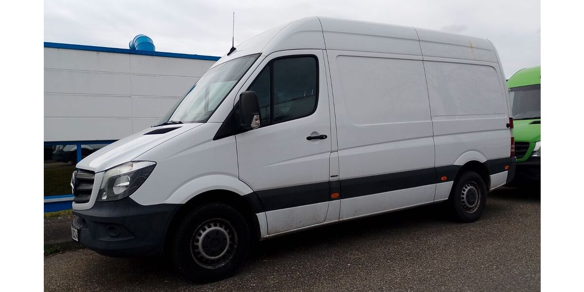 Mercedes-Benz Sprinter 166.000 km 13.792 &euro; Ludwigsburg 71642