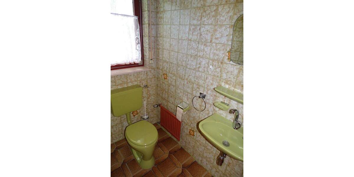 Reihenendhaus Großbottwar - 6 Zimmer, 147 m&sup2;, 449.000&euro; | Angebot:25773447