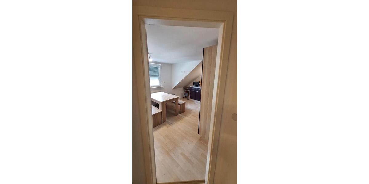Etagenwohnung Mosbach - 5 Zimmer, 12 m&sup2;, 345&euro; | Angebot:26566846