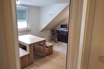 Wohnung Mosbach - 5 Zimmer, 12 m&sup2;, 345&euro; | Angebot:26566846