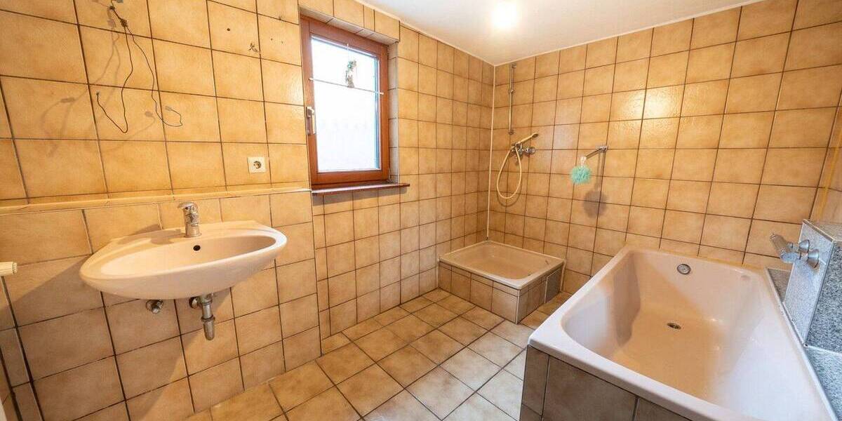 Einfamilienhaus Mosbach Lohrbach - 5 Zimmer, 140 m&sup2;, 335.000&euro; | Angebot:26851611