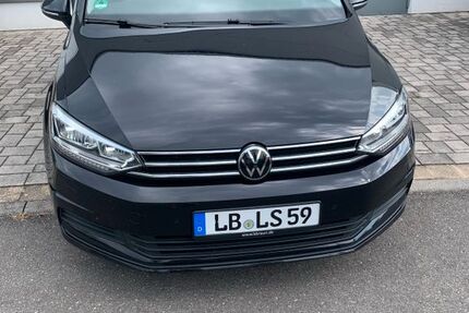 VW Touran 131.500 km 21.750 &euro; Erligheim 74391
