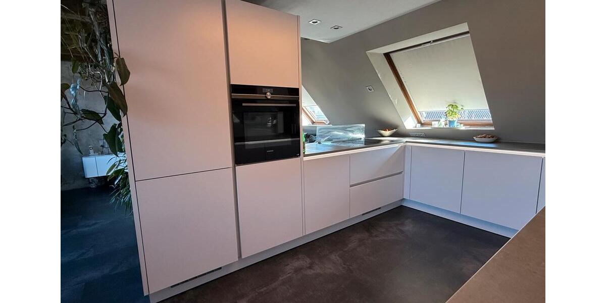 Dachgeschoßwohnung Markgröningen - 4 Zimmer, 85 m&sup2;, 379.000&euro; | Angebot:23473045