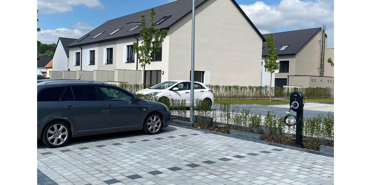 Reihenhaus Sinsheim - 5 Zimmer, 145 m&sup2;, 1.800&euro; | Angebot:23808594