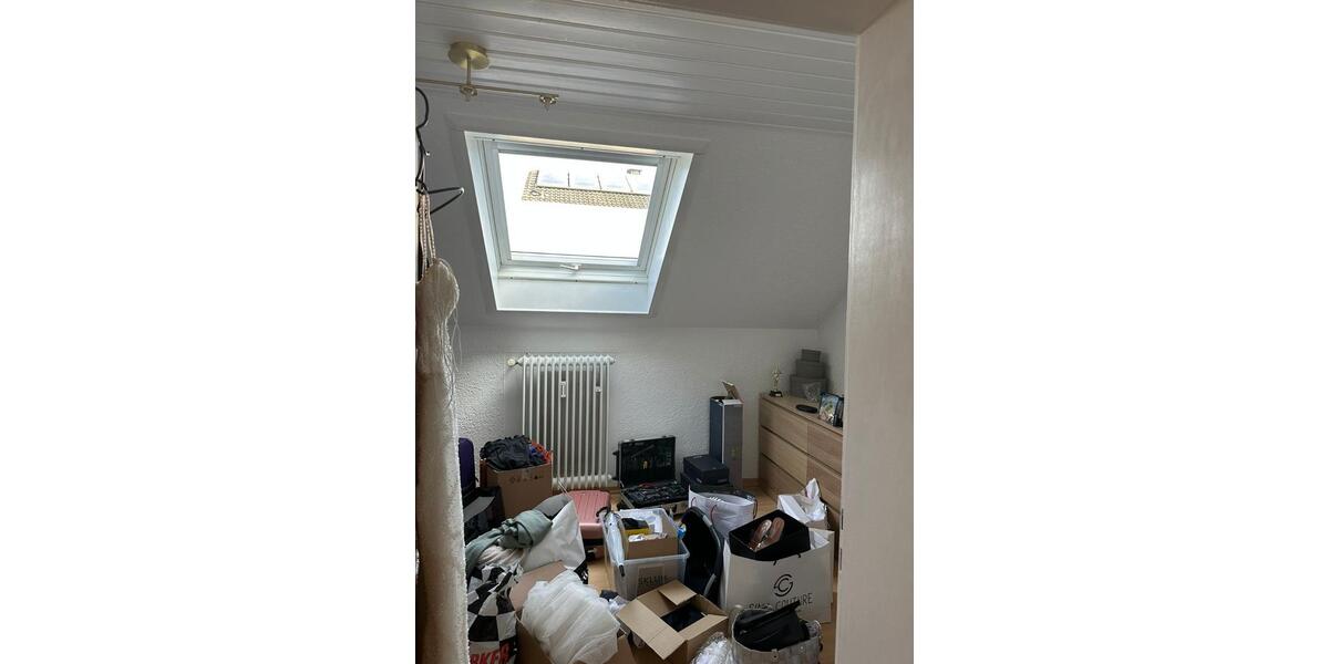 Etagenwohnung Ludwigsburg Hoheneck - 3 Zimmer, 76 m&sup2;, 1.090&euro; | Angebot:24855437