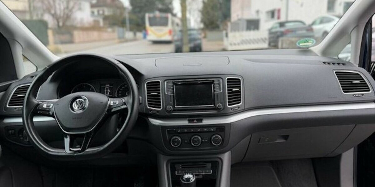 VW Sharan 2.0 TDI Comfortline BMT/Start-Stopp 212.000 km 12.990 &euro; Neckarsulm 74172
