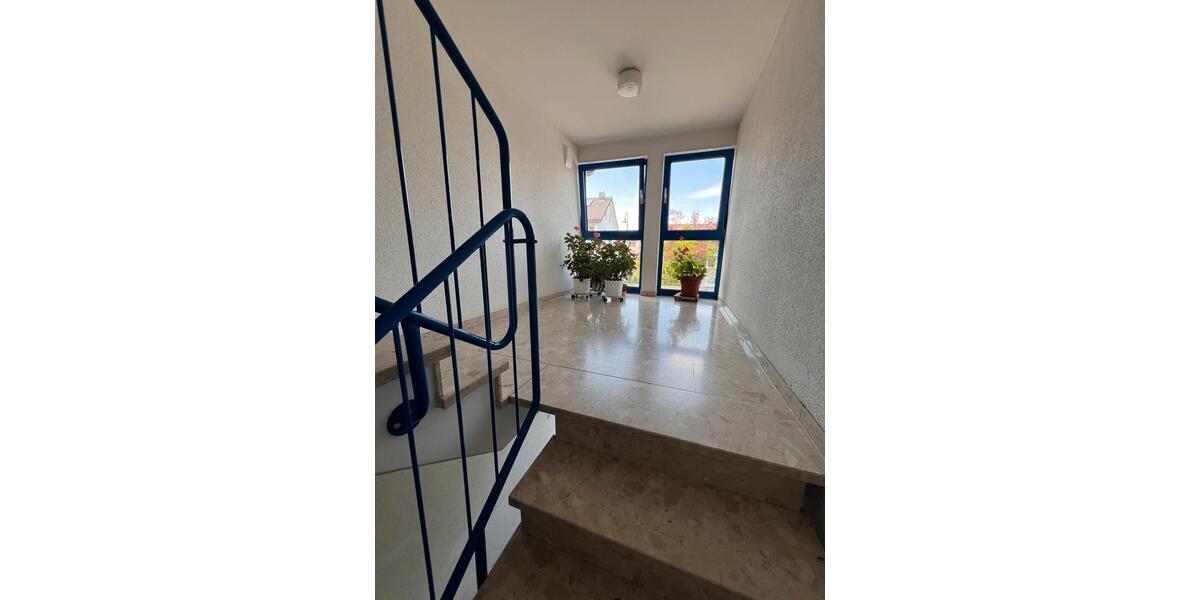 Dachgeschoßwohnung Brackenheim - 4.5 Zimmer, 108 m&sup2;, 359.000&euro; | Angebot:26560351