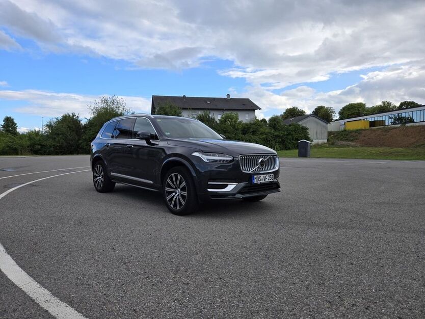 Volvo XC90 88.000 km 36.890 € Bretzfeld 74626