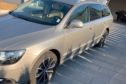 Skoda Superb 207.000 km 9.950 &euro; Neuenstein 74632