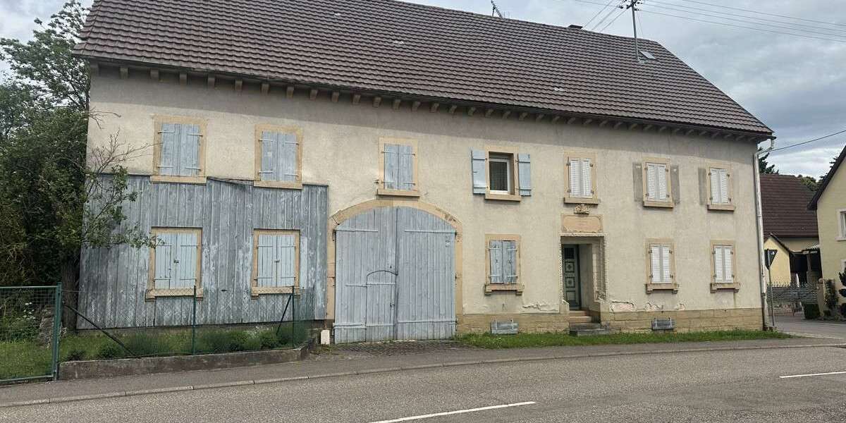 Haus zum Kaufen in Eppingen Kleingartach 290.000 € 150 m² 5 zimmer