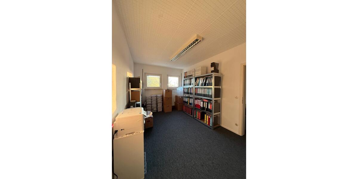 Einzelbüro in Heilbronn-Böckingen, gem. Teeküche + Bad zimmer