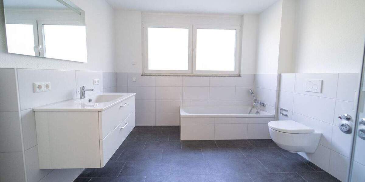 Etagenwohnung Abstatt - 4 Zimmer, 129 m&sup2;, 1.750&euro; | Angebot:24516970