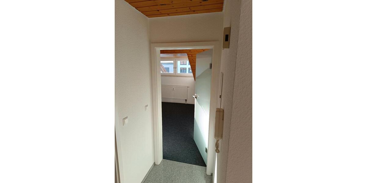 Dachgeschoßwohnung Pfaffenhofen - 2.5 Zimmer, 65 m&sup2;, 670&euro; | Angebot:26431313