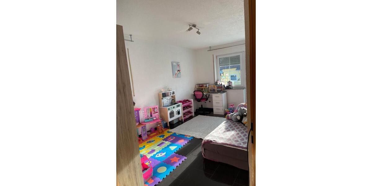 Doppelhaushälfte Bad Rappenau - 8 Zimmer, 213 m&sup2;, 530.000&euro; | Angebot:26830263