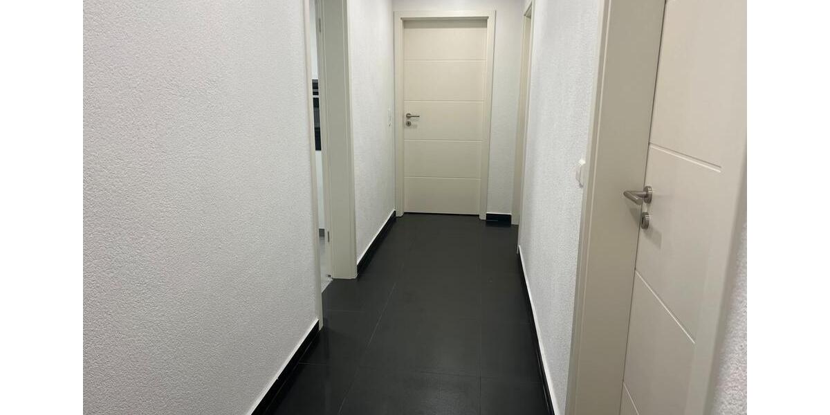 Dachgeschoßwohnung Sachsenheim - 4 Zimmer, 90 m&sup2;, 289.000&euro; | Angebot:24448639