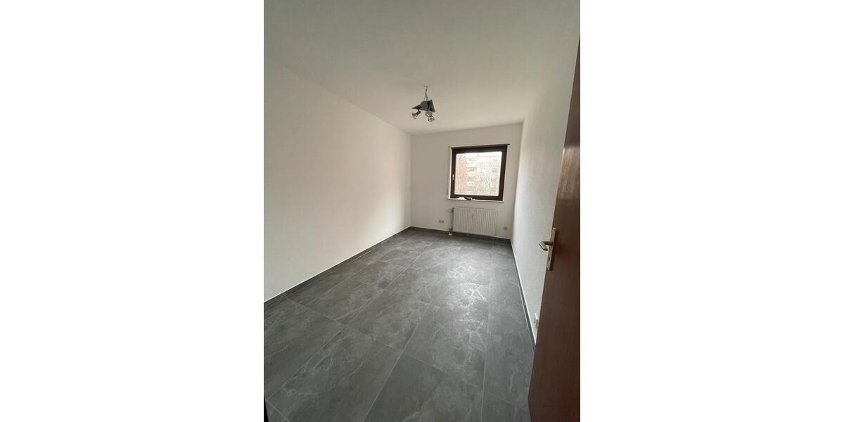 Etagenwohnung Tamm - 3 Zimmer, 80 m&sup2;, 1.445&euro; | Angebot:26331945