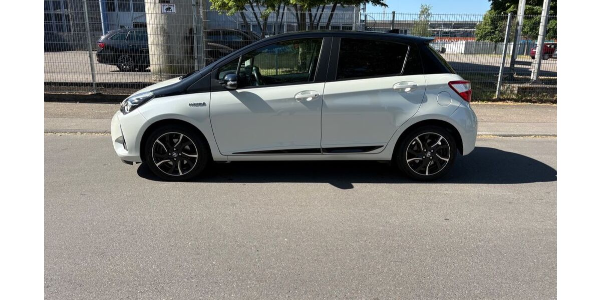 Toyota Yaris 64.000 km 14.850 &euro; Möckmühl 74219