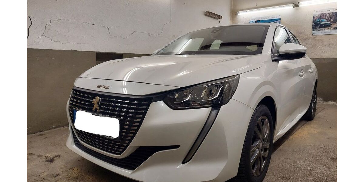 Peugeot 208 48.700 km 10.400 &euro; Roigheim 74255