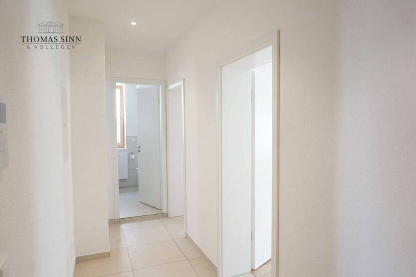 2,5-ZIMMER-HOCHPATERRE-WOHNUNG IM SANIERTEN ALTBAU - CHARMANT - NEUWERTIG - ZENTRAL 2 zimmer