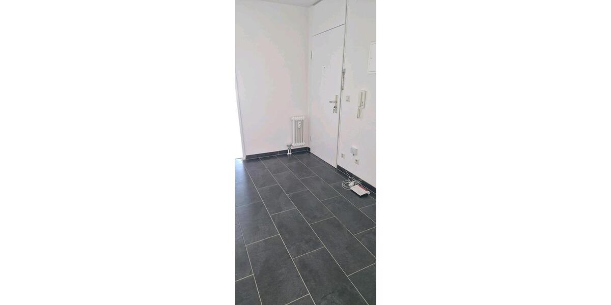 Etagenwohnung Ludwigsburg Hoheneck - 2 Zimmer, 66 m&sup2;, 1.300&euro; | Angebot:24828123