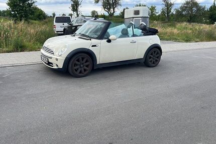Mini Cooper Cabrio 180.000 km 3.999 &euro; Sulzfeld 75056