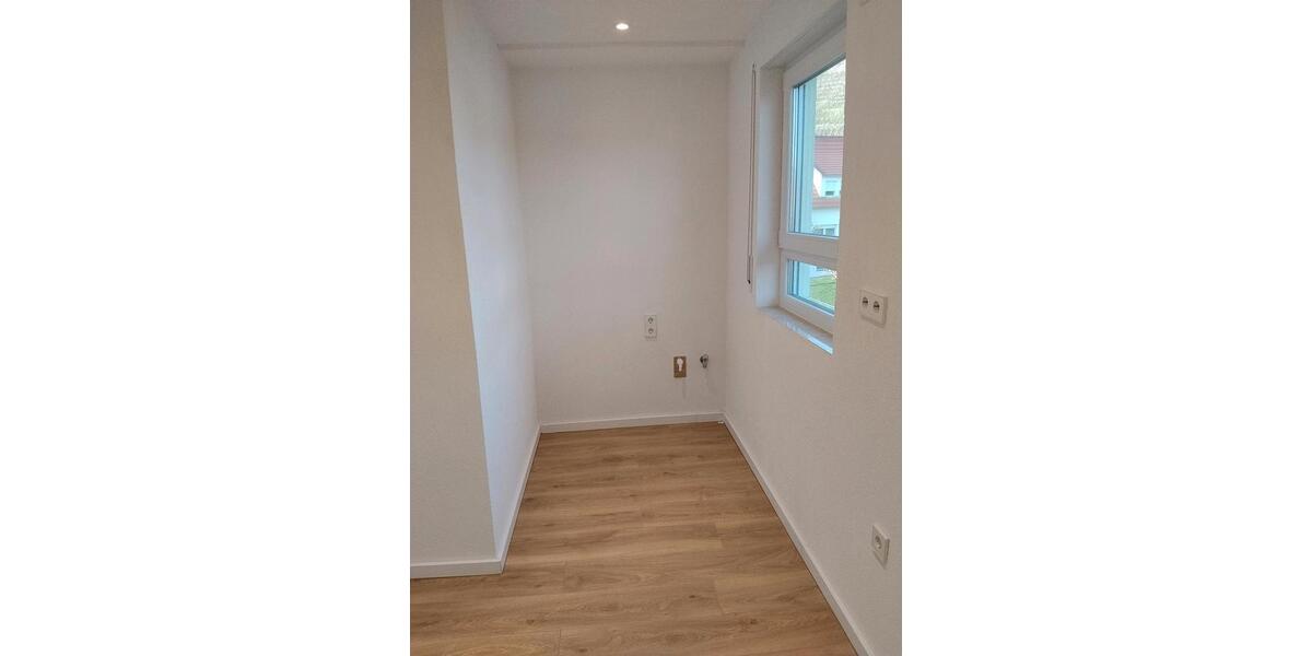 Etagenwohnung Mundelsheim - 3 Zimmer, 45 m&sup2;, 700&euro; | Angebot:26325748