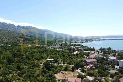 Grundstück zu verkaufen in Starigrad 75.000 € 400 m²