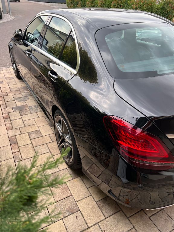 Mercedes-Benz C 180 31.000 km 21.900 € Erligheim 74391