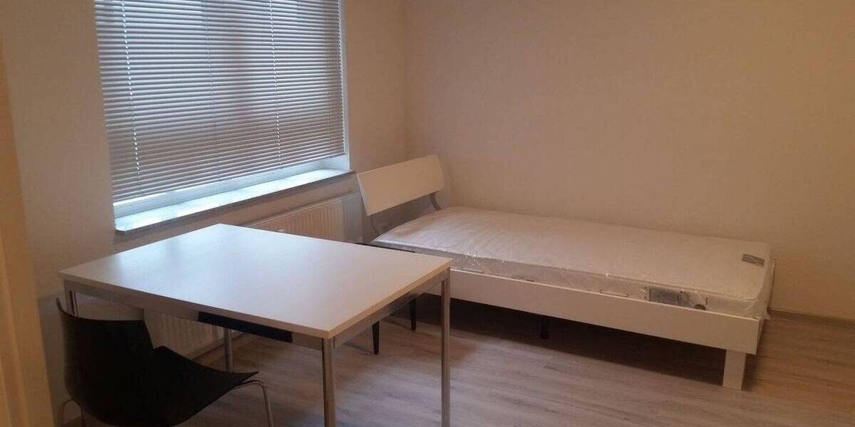 Zimmer Vaihingen an der Enz - 5 Zimmer, 182 m&sup2;, 1.600&euro; | Angebot:26127687
