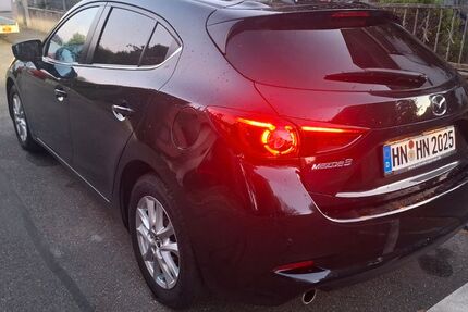 Mazda 3 157.000 km 7.900 &euro; Neckarsulm 74172