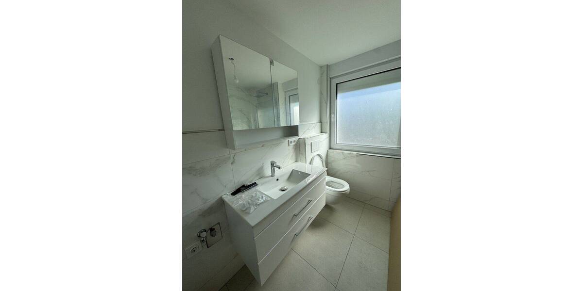 Etagenwohnung Backnang - 3 Zimmer, 94 m&sup2;, 1.300&euro; | Angebot:26877417