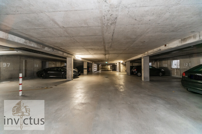 Modernisiertes Wohnung mit Balkon & Tiefgaragenstellplatz – zentral und ruhig gelegen 3 zimmer