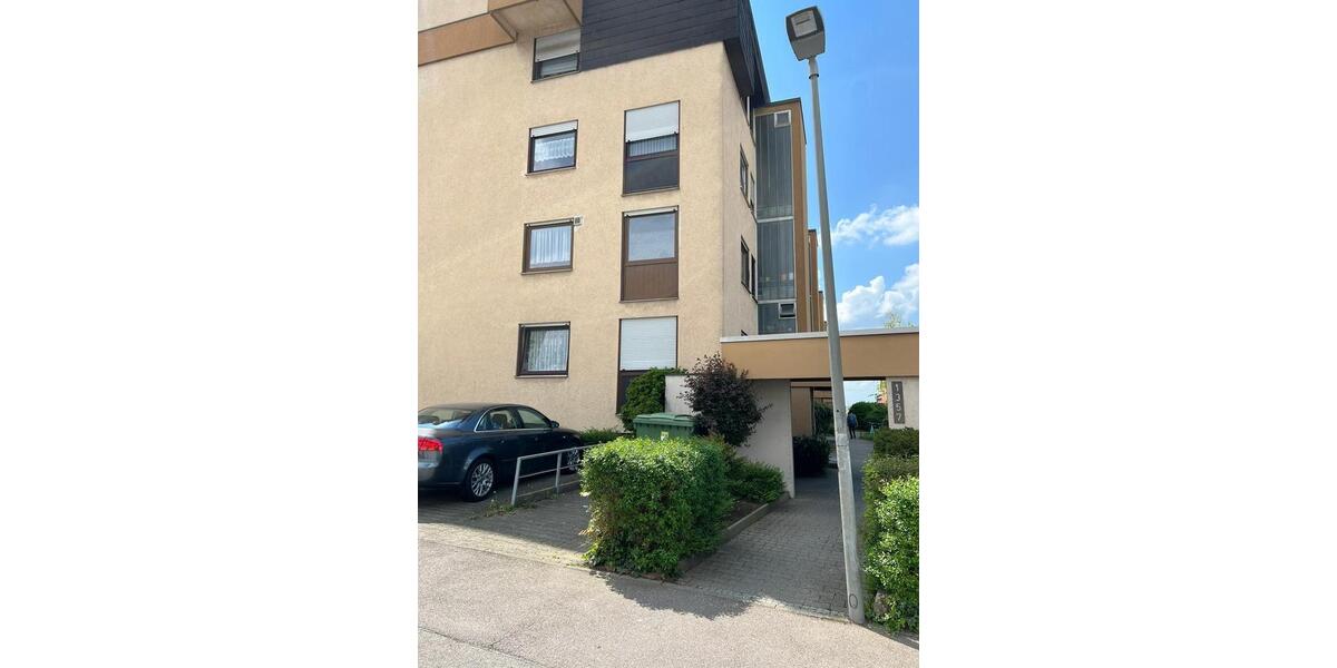 3-Zimmer-Wohnung in MarkgröningenLB mit EBK und STKeller 3 zimmer