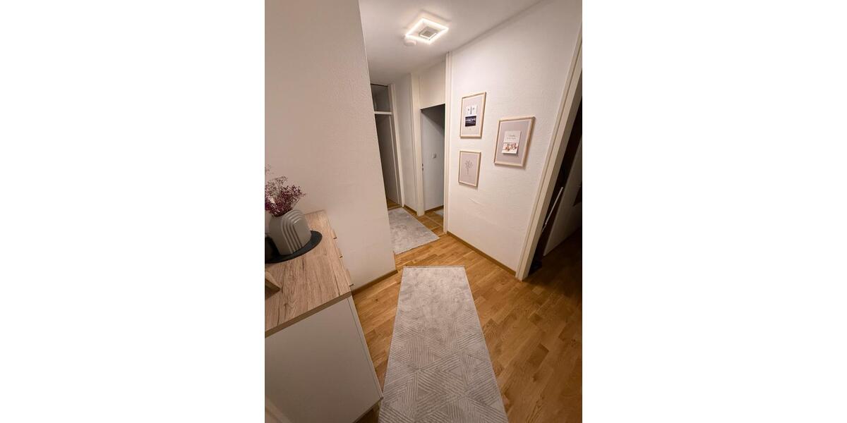 Etagenwohnung Ludwigsburg Oßweil - 2 Zimmer, 65 m&sup2;, 910&euro; | Angebot:25216193