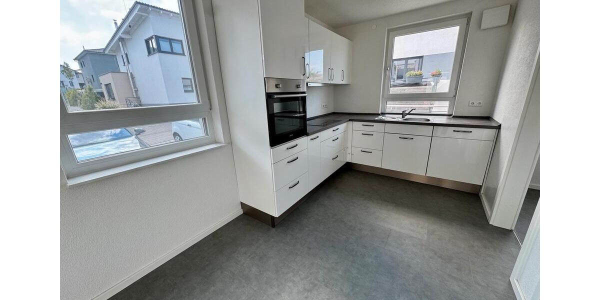 Erdgeschoßwohnung Sulzfeld - 4 Zimmer, 110 m&sup2;, 1.350&euro; | Angebot:24514652