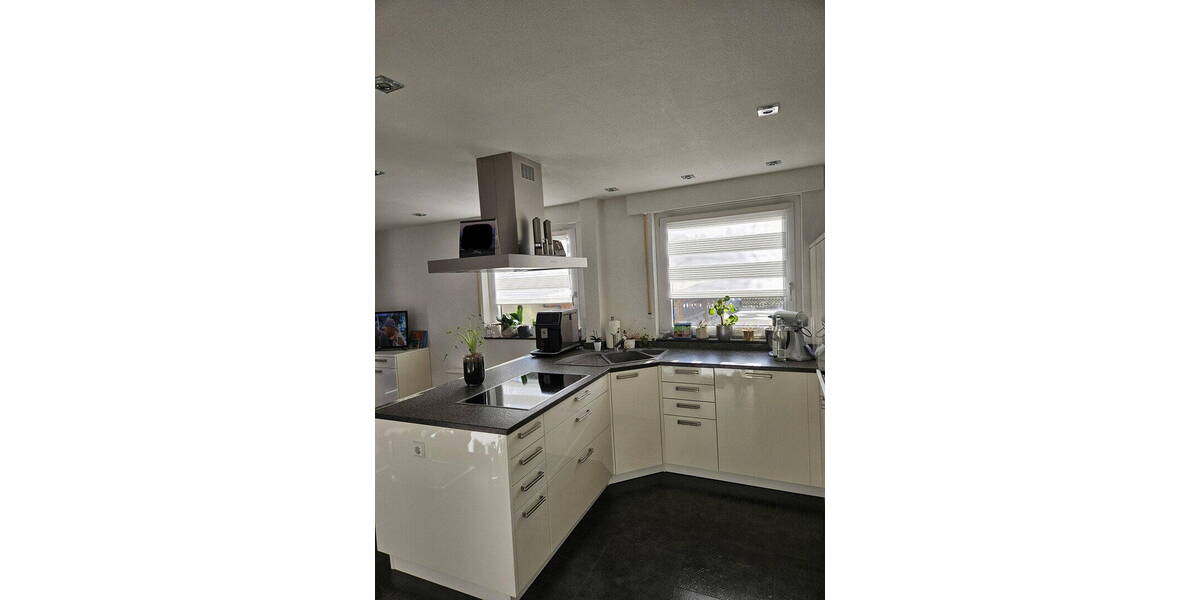 Mehrfamilienhaus, Wohnhaus Offenau - 9 Zimmer, 295 m&sup2;, 695.000&euro; | Angebot:26061648