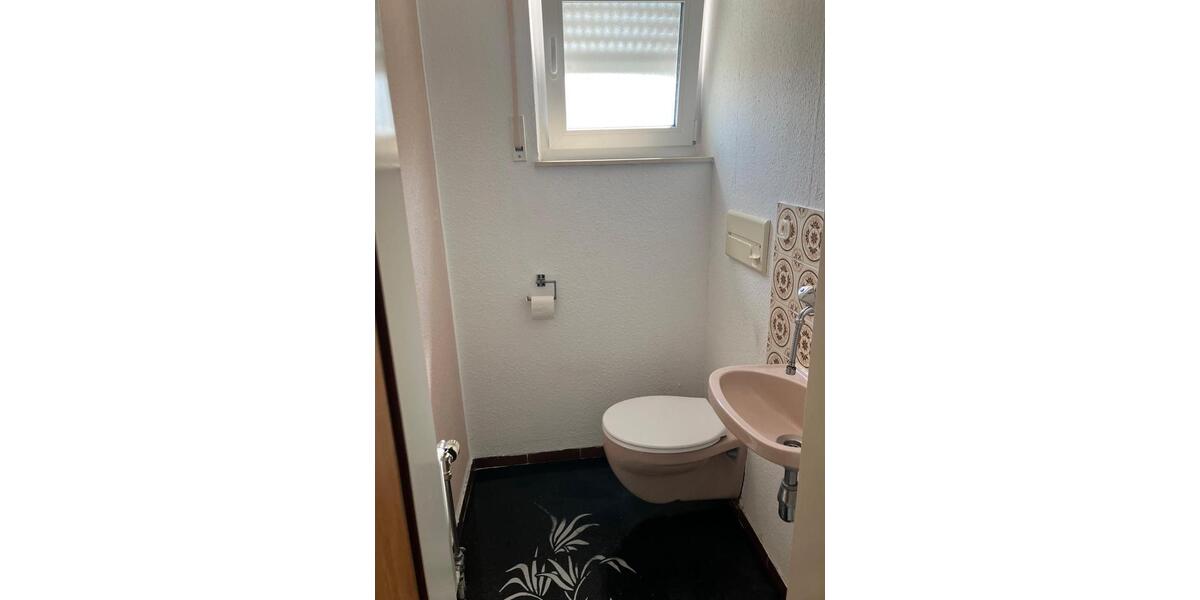 Etagenwohnung Weinsberg - 3.5 Zimmer, 85 m&sup2;, 280.000&euro; | Angebot:26898357