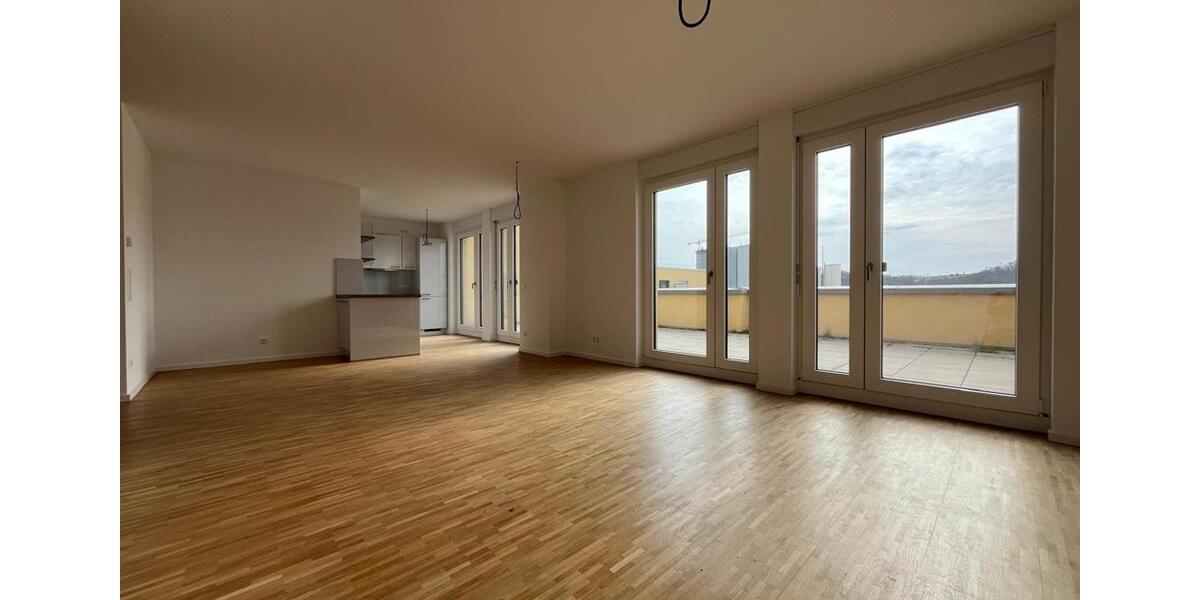 Etagenwohnung Bad Friedrichshall - 4 Zimmer, 133 m&sup2;, 2.018&euro; | Angebot:26068583