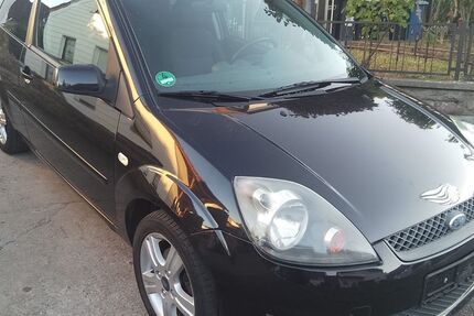 Ford Fiesta 149.000 km 2.200 &euro; Heilbronn 74172