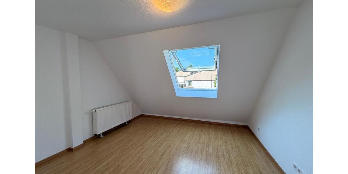 Dachgeschoßwohnung Vaihingen an der Enz - 2 Zimmer, 45 m&sup2;, 176.000&euro; | Angebot:26941746