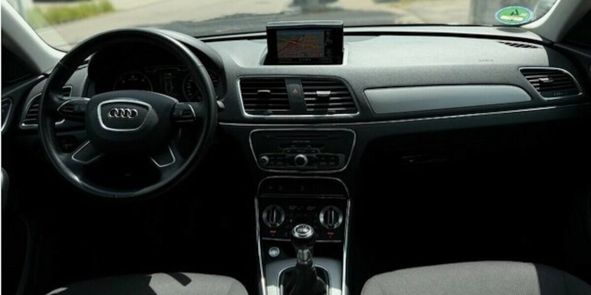 Audi Q3 2.0 TDI Xenon Navi Tempomat 132.000 km 11.990 &euro; Neckarsulm 74172