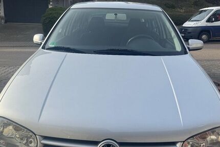 VW Golf